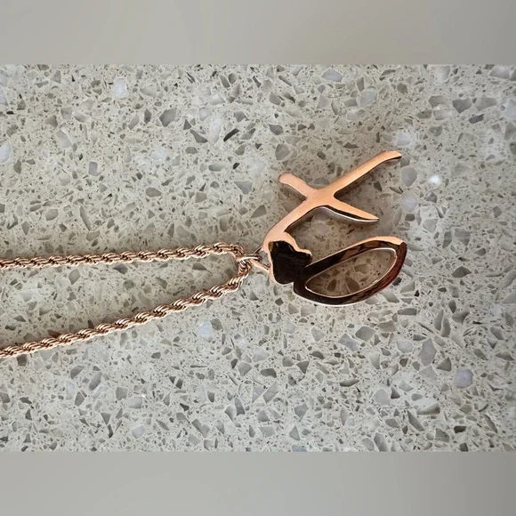 Medium 18K Rose Gold Plated Short XO chain - Picture 6 of 8